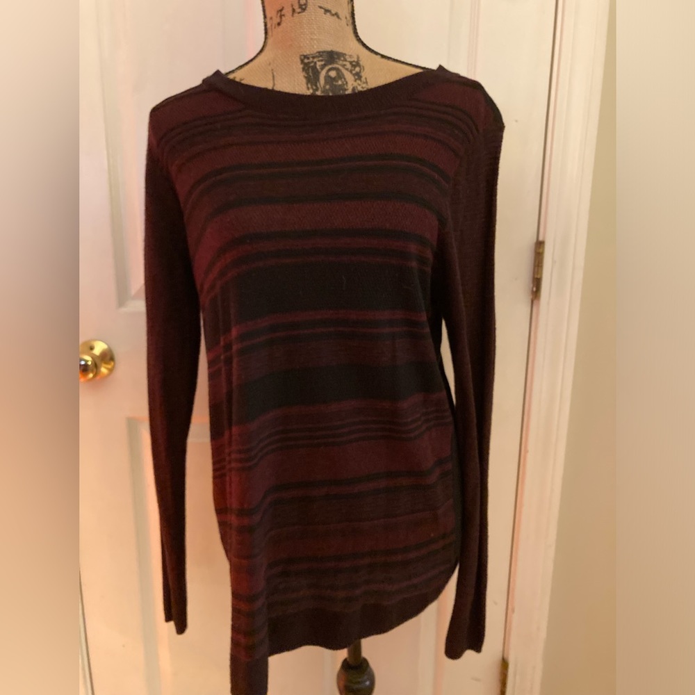 Apt 9 sweater